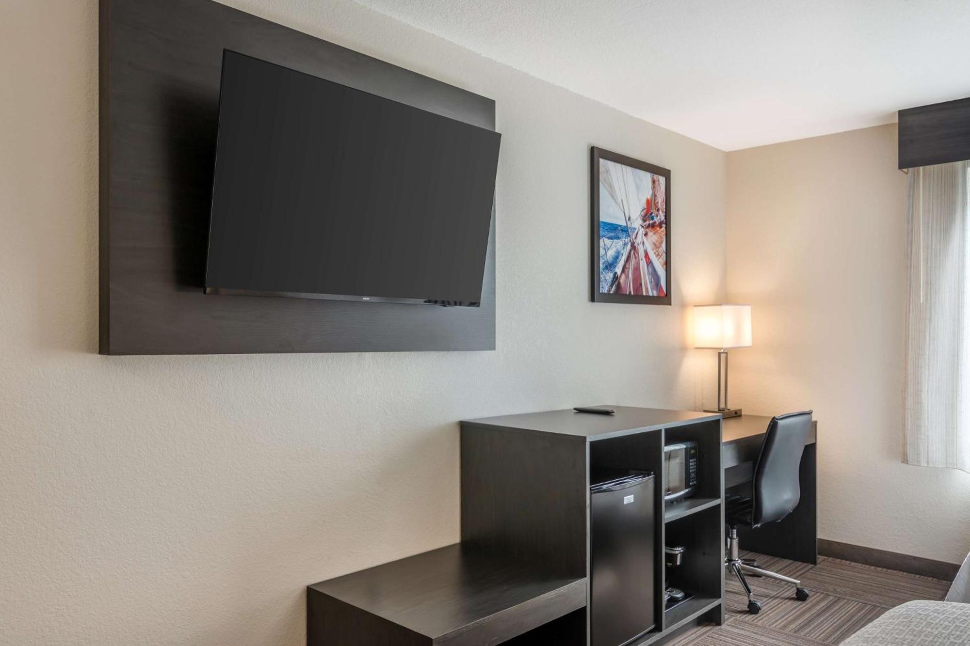 Best Western Plus Bluffton/Hilton Head Hotel ภายนอก รูปภาพ