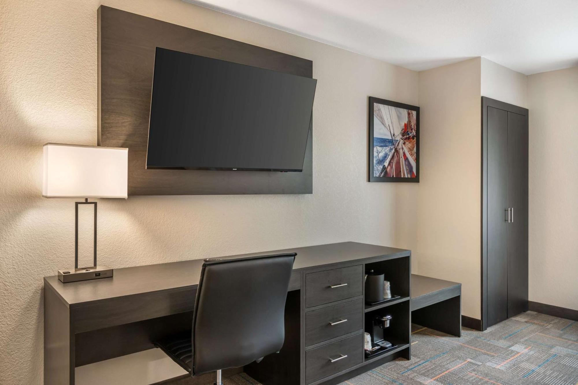 Best Western Plus Bluffton/Hilton Head Hotel ภายนอก รูปภาพ